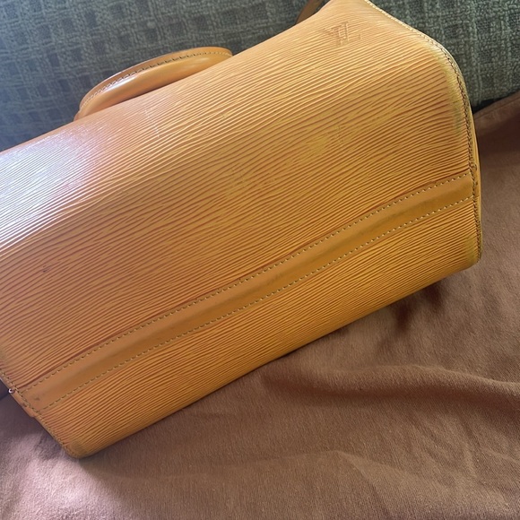 Louis Vuitton Epi Speedy 25 - Picture 9 of 12